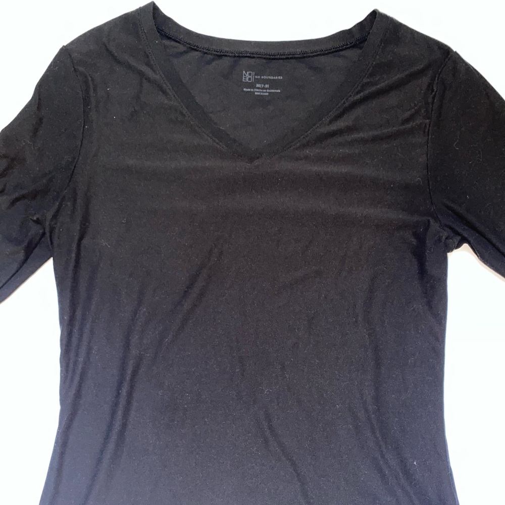Women’s No Boundaries Black Long Sleeve Top: M/7-9